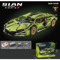 Конструктор на радіокеруванні 7602 M (24) “Машина”, кількість елементів: 1280, розмір 35х16.5х8.5 см